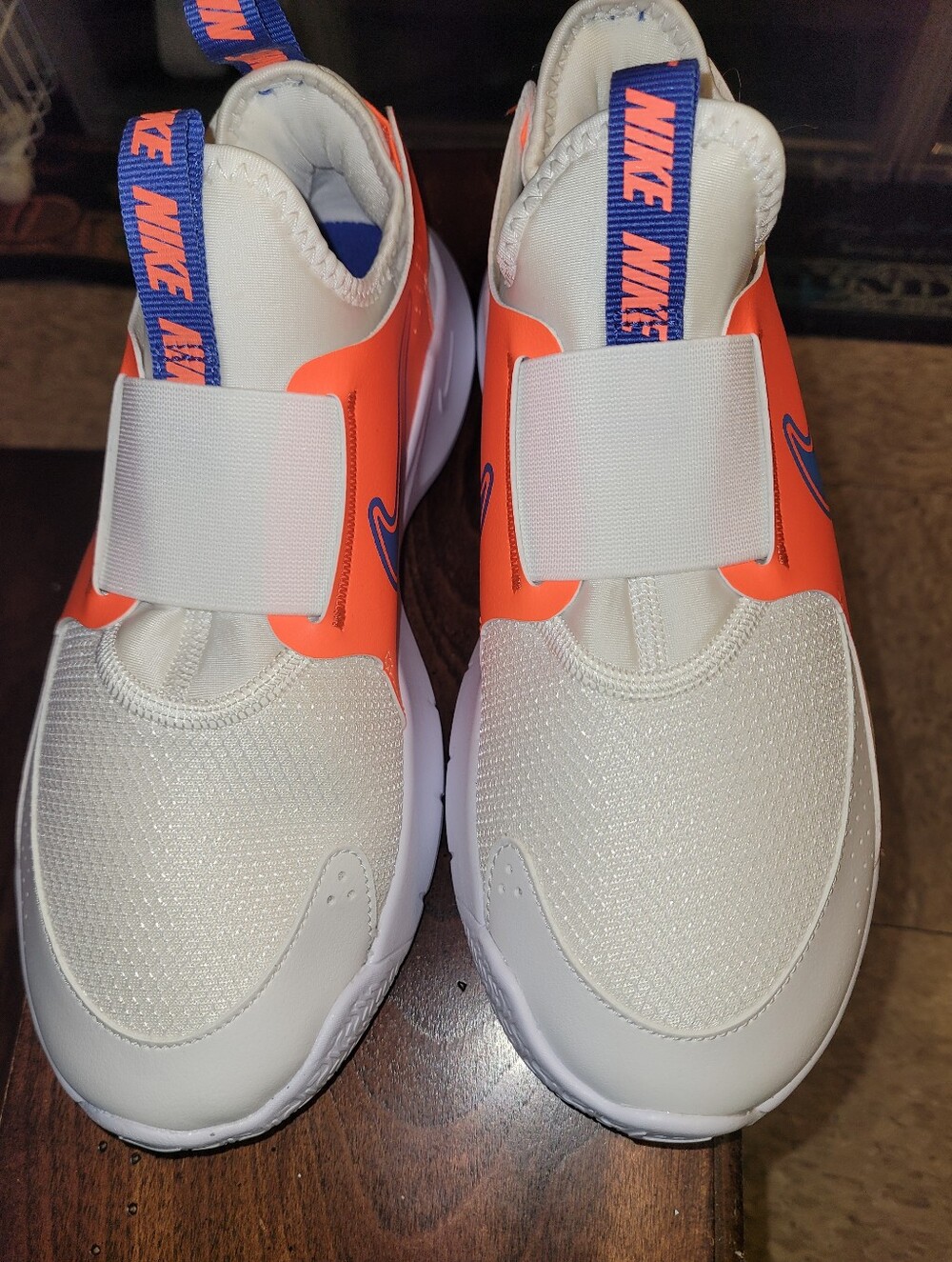 Nike Flex Runner 3
Youth Slip-On Sneakers - Orange and White Size 5.5 - Picture 2 of 5